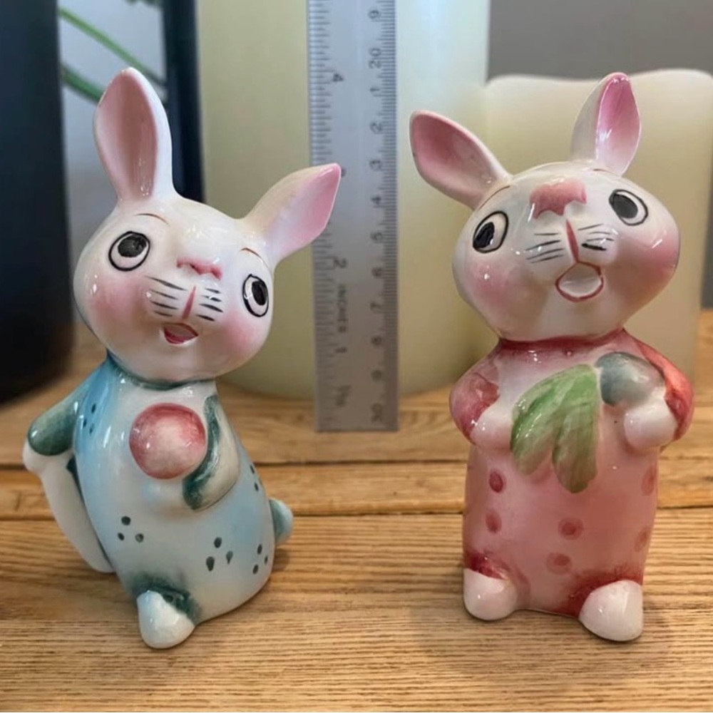 Rare Vintage Anthropomorphic Bunny Salt & Pepper Shakers - Japan 1950s Kitschy